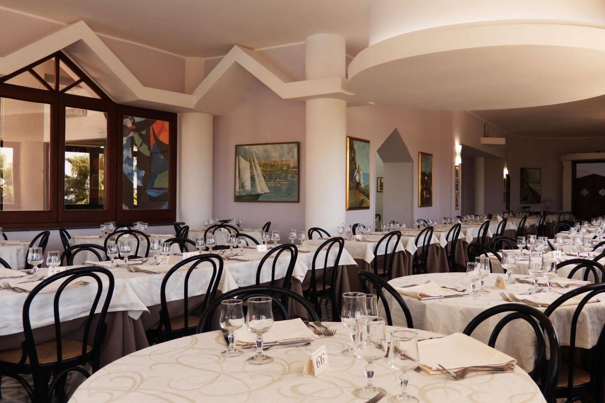 Baia Del Capo Hotel Ricadi Kültér fotó